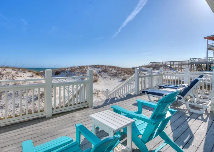 Gulf Front, Location, Private Beach, Spacious Holiday home *