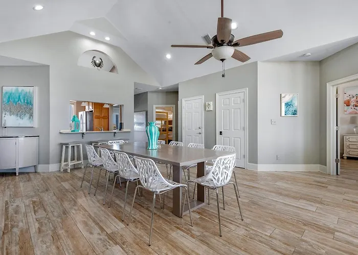 Gulf Front, Location, Private Beach, Spacious