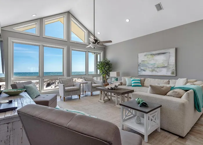 Gulf Front, Location, Private Beach, Spacious Holiday home